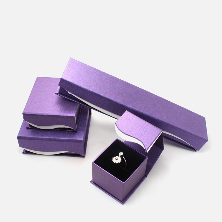 custom paper jewelry box.jpg custom paper jewelry box.jpg